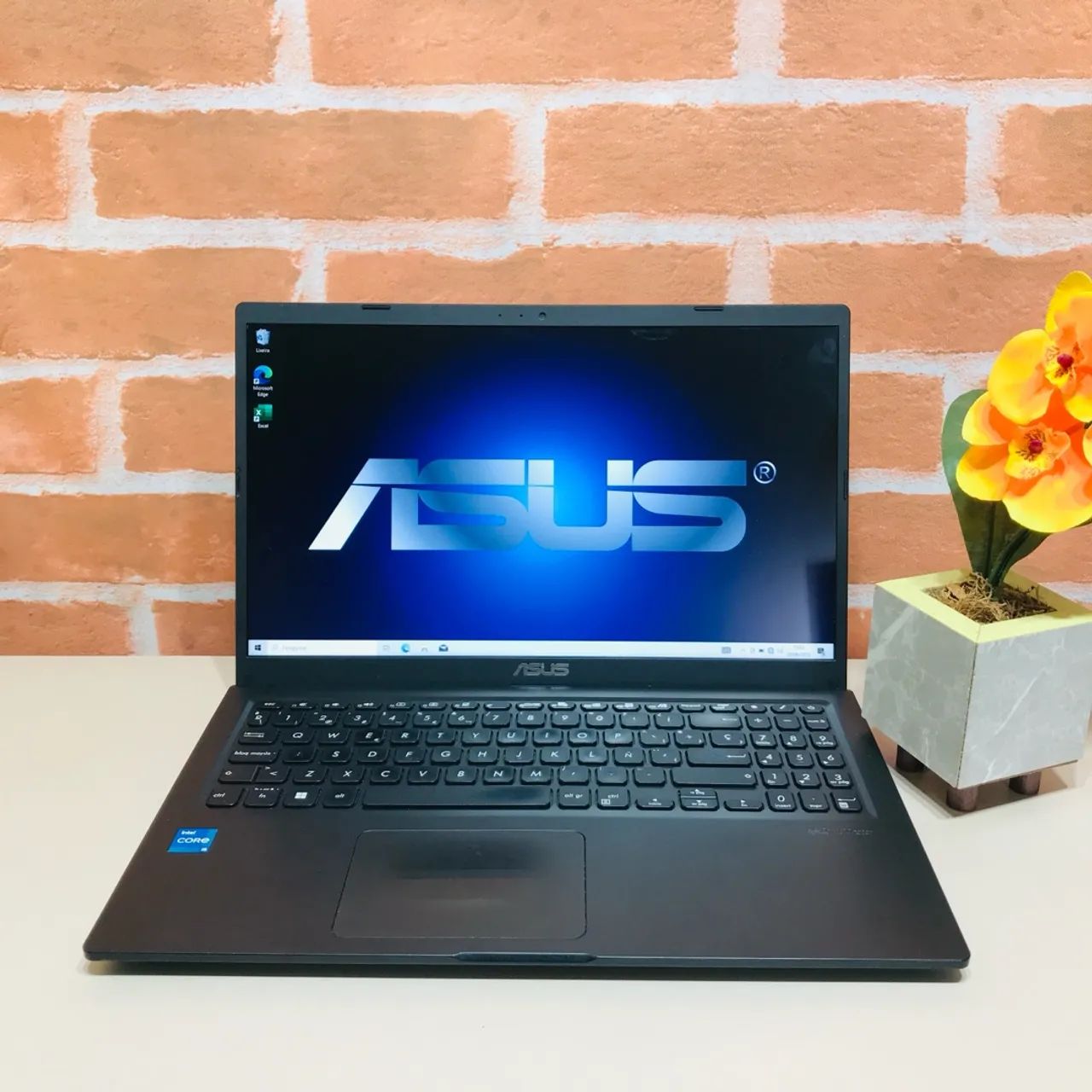 Notebook Asus i5 de 11ª Geração/ Ram 8GB/ Ssd 256GB/ FullHD/ Placa Intel Graphics 4GB  - Foto 2