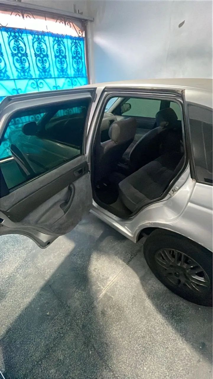 Volkswagen Pointer GLI 2.0 1996 - Foto 3