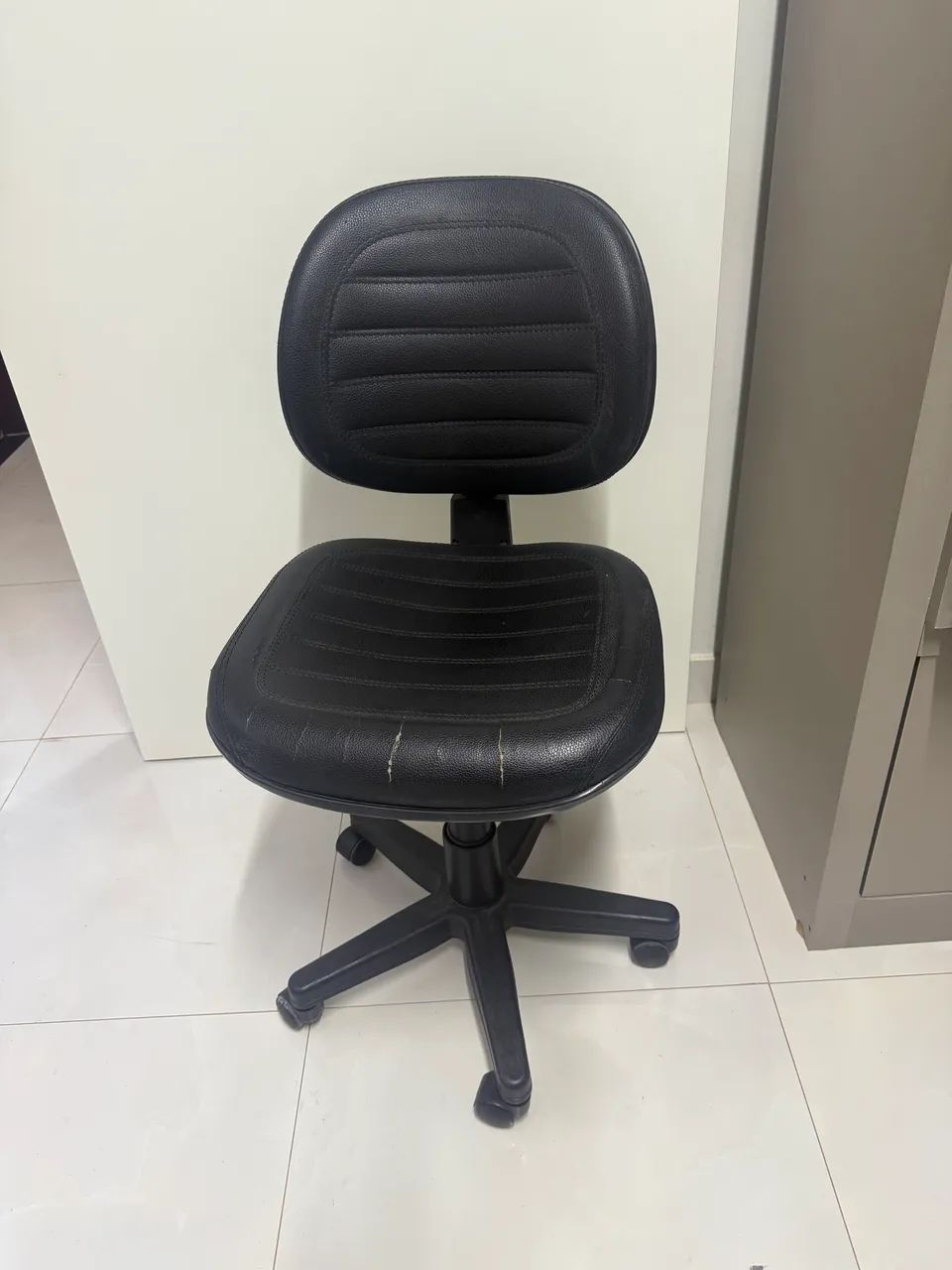 Cadeira rotativa - Foto 4