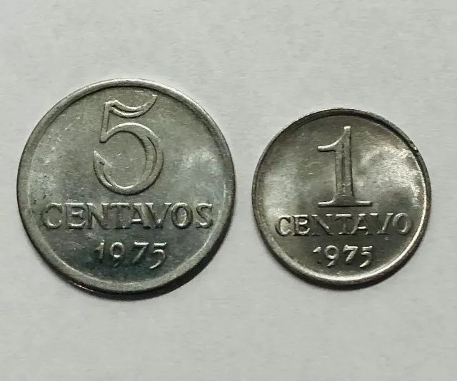 Moedas de centavos de cruzeiros - 1975