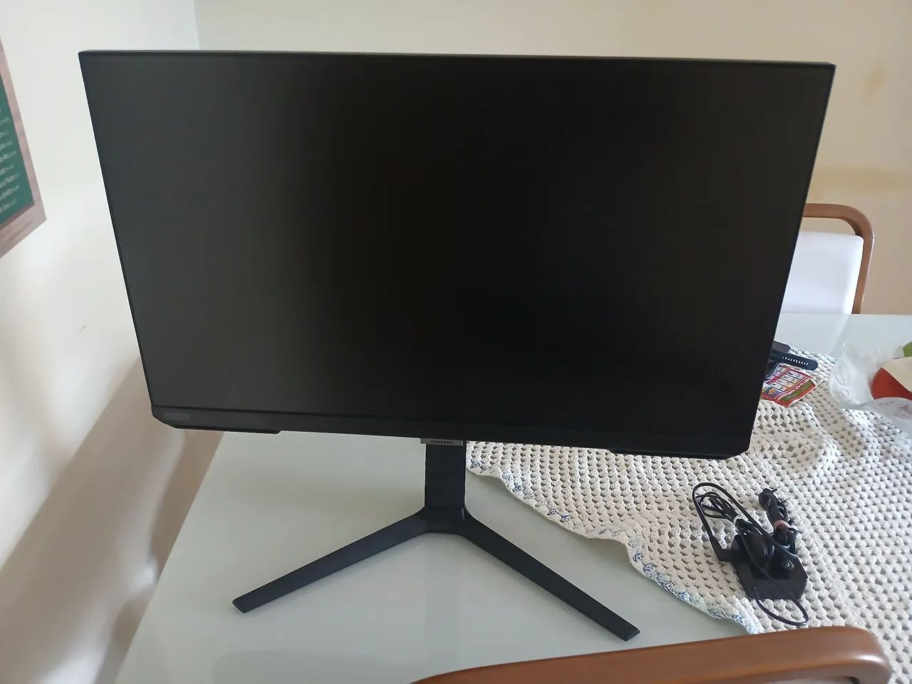 Monitor Samsung Odyssey G40 (27", IPS, 240Hz) - Foto 5