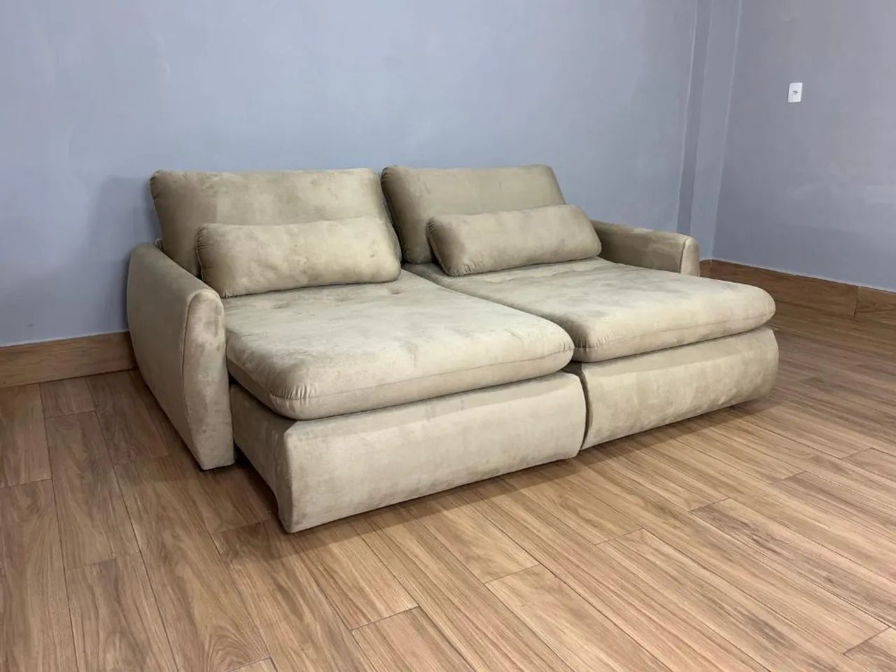 Sofá Cama Retrátil Reclinável Amaranto 2.10m Mod.90  L56789m - Foto 2