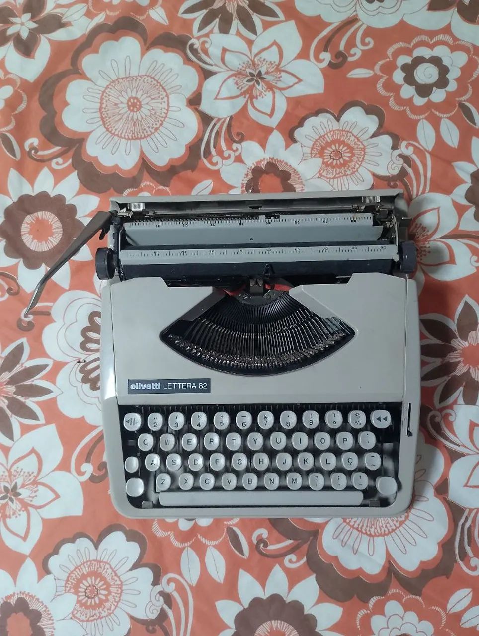 Máquina de Escrever Olivetti Lettera 82 - Foto 3