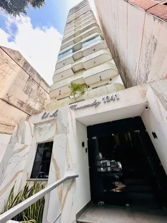 Alugo apartamento em frente a Basílica!