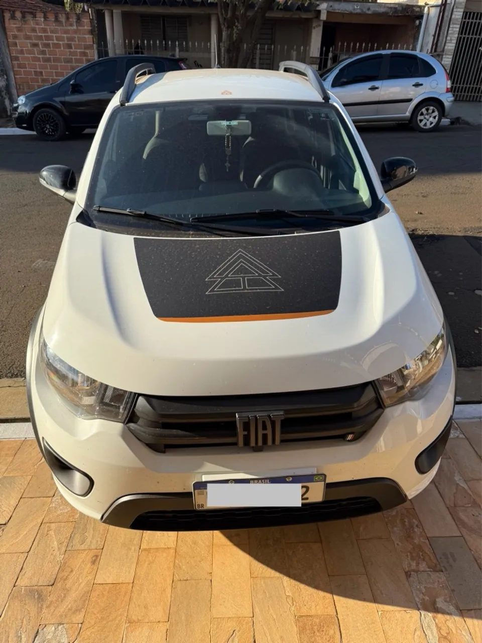 Fiat Mobi trekking - único dono