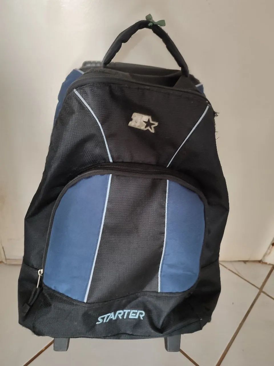 Mochila preta 