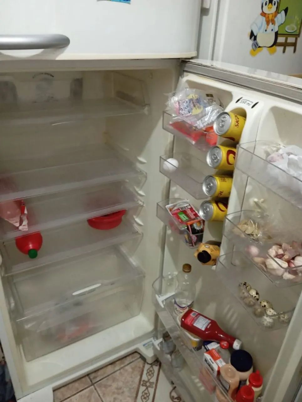 Geladeira Electrolux -  com defeito - Foto 4