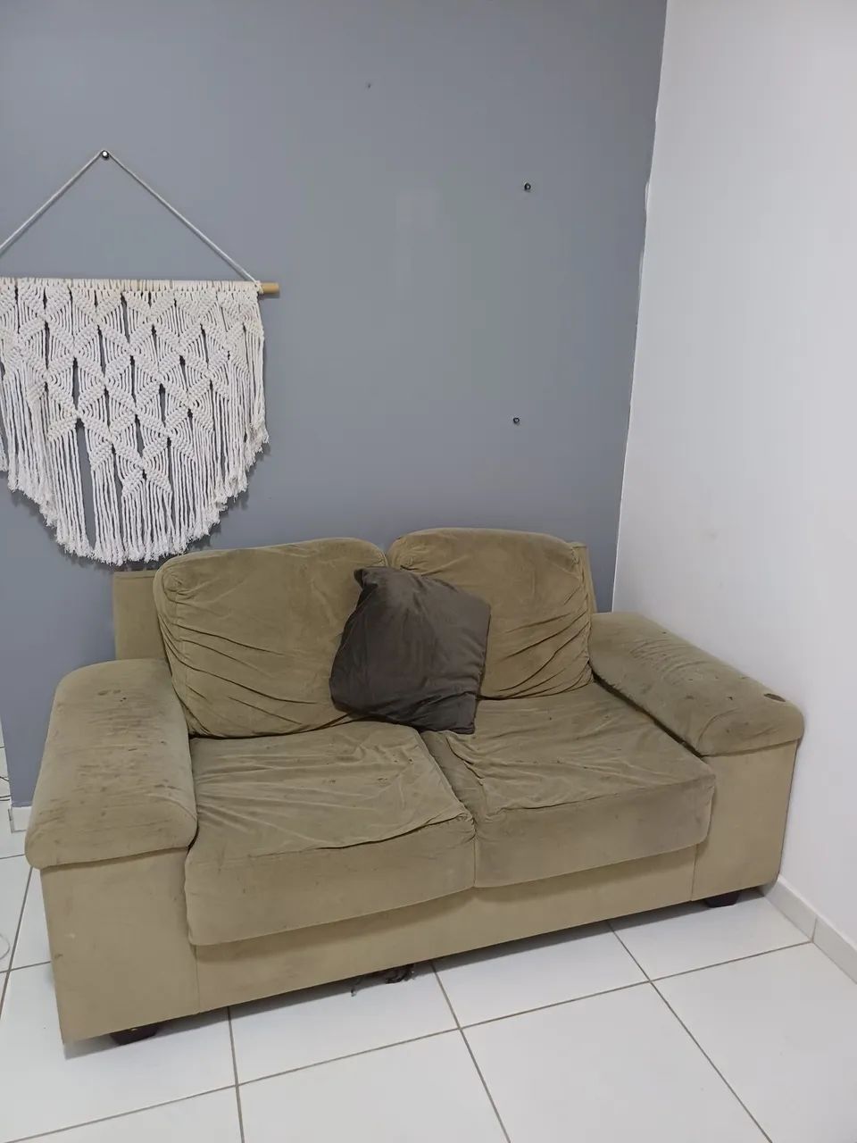 Cozy Upholstered Sofa65570217079169120