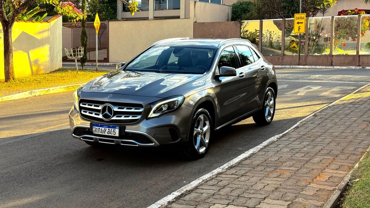 Mercedes-Benz GLA 200 - ADVANCE - 2020 - REVISADA - PNEUS NOVOS - CAUTELAR APROVADO - Foto 2