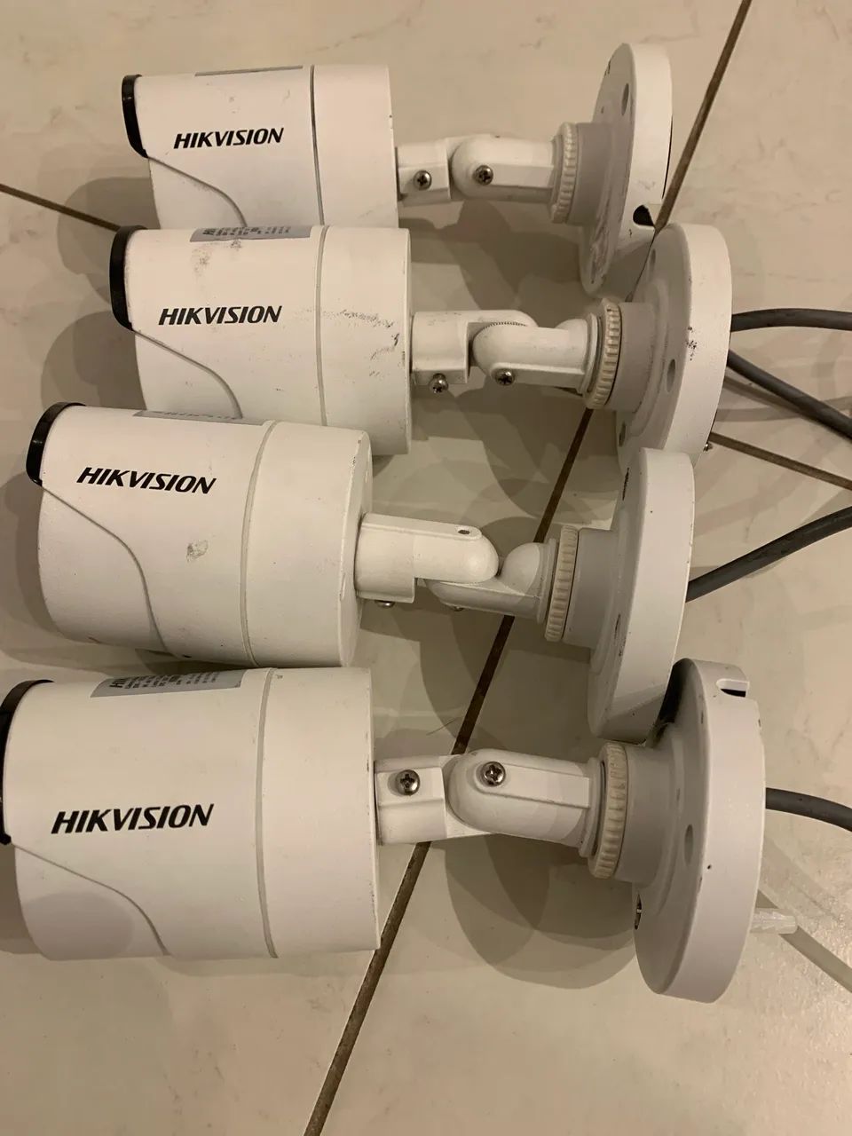 Câmera HIKVISION 2.8 mm 