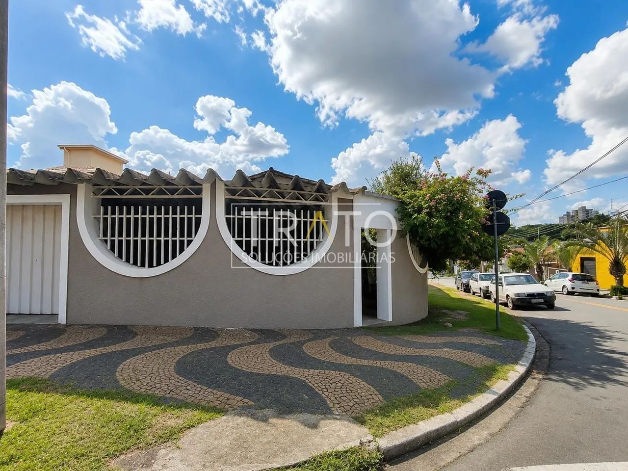 Casa térrea à venda no bairro Jardim Leonor, Campinas