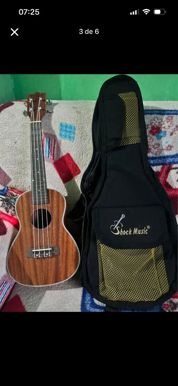 Vendo Ukulele + Caixa 250$ - Foto 3
