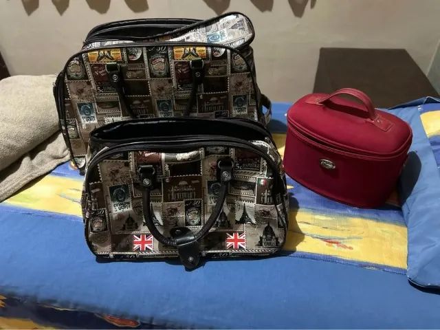 Conjunto de malas (Grande com rodinha, de mão e necessaire)