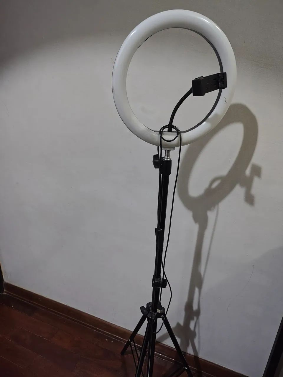 Ring Light LED com Tripé e Suporte para Celular - Foto 2