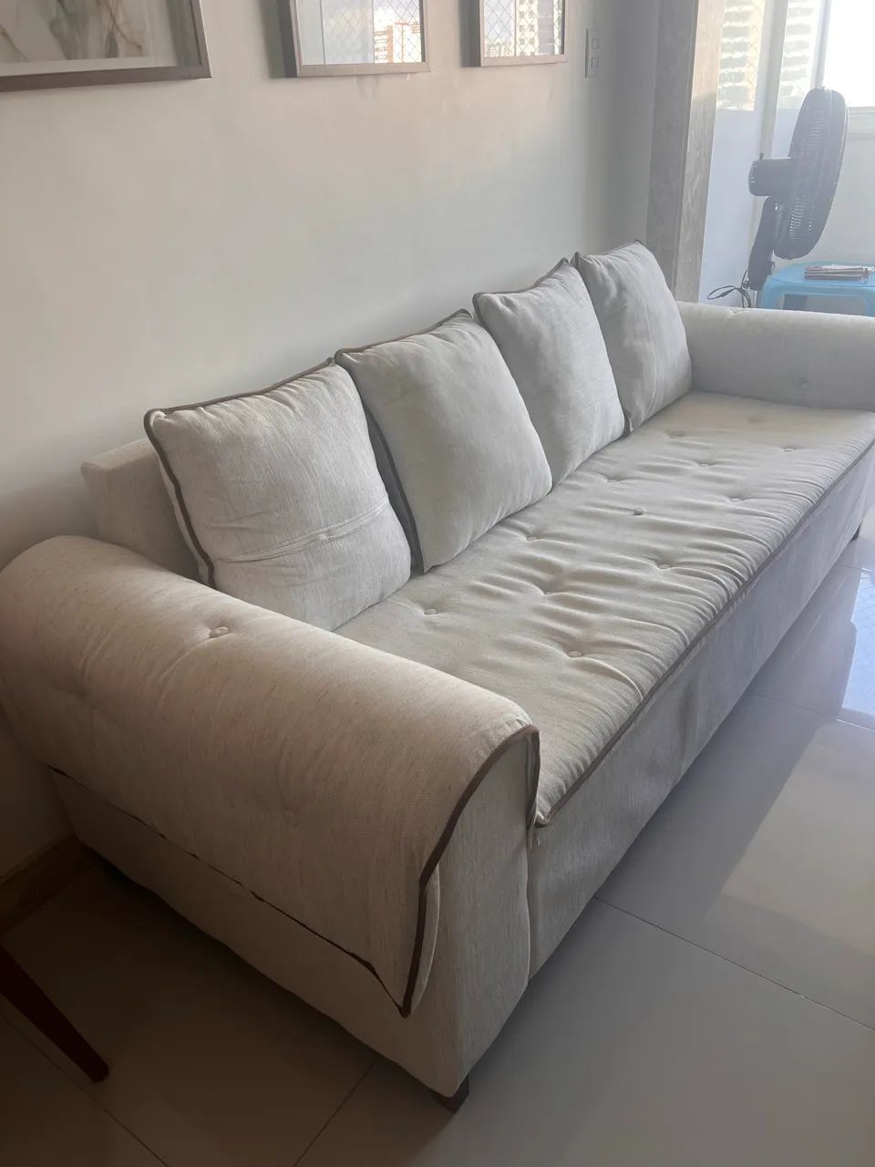 Sofá 3 lugares 