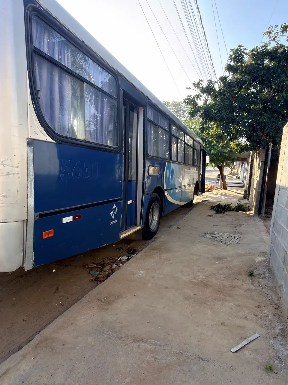 Vendo ônibus 1418 Ano 2005 - Foto 2