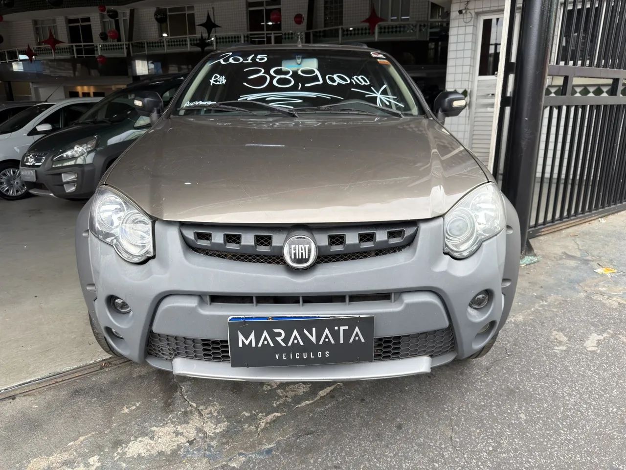 Fiat Palio Week.adv.lock.dualogic 1.8 Flex 2015 - Foto 2