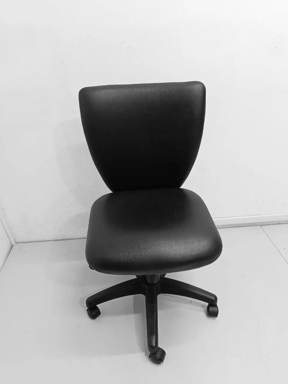 Cadeira de escritório - Foto 2