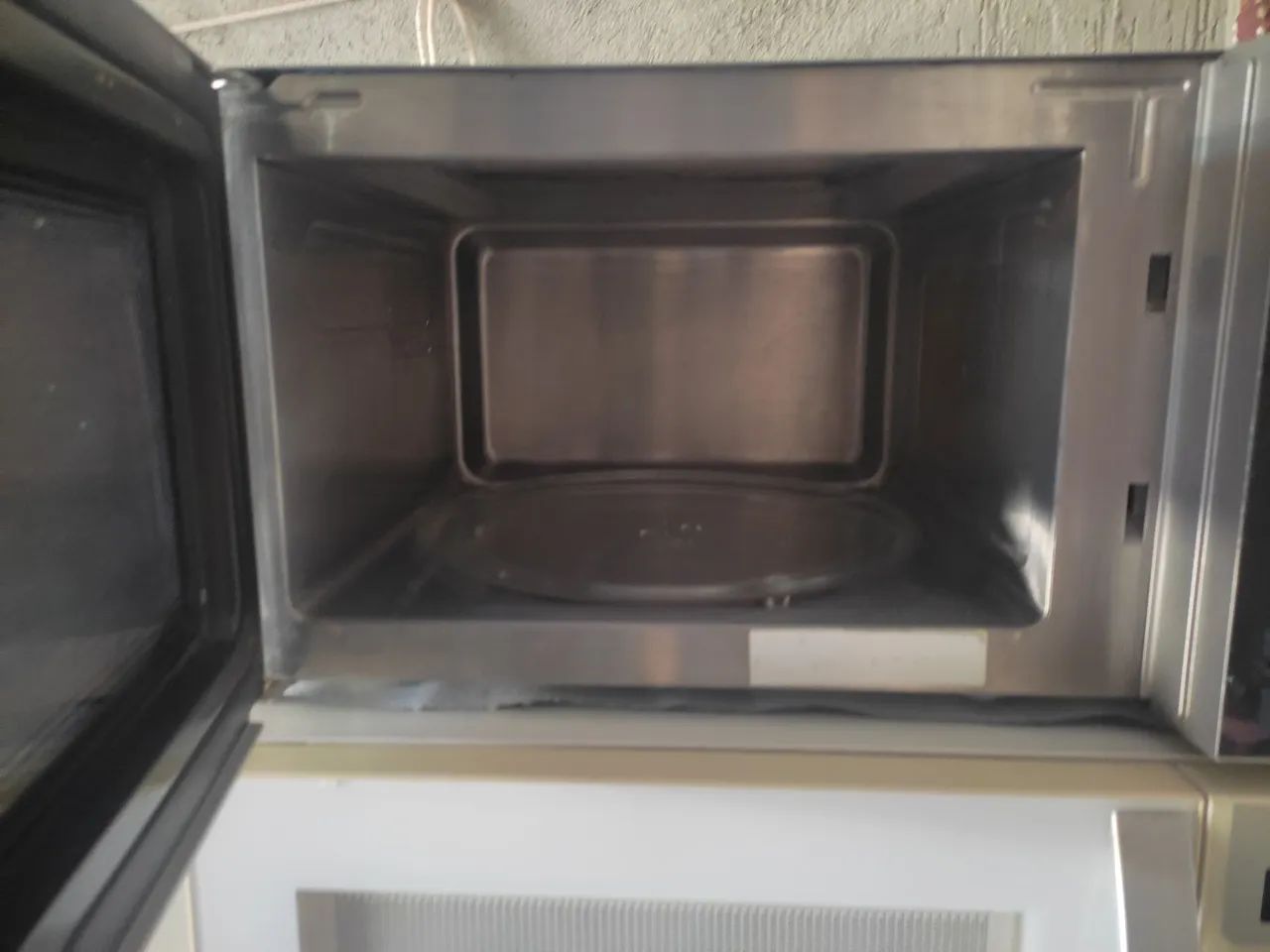 Microondas Consul 31 litros, espelhado e inox. - Foto 4