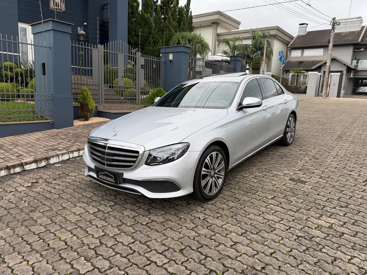 Mercedes-Benz E-250 EXCL. LAUNCH ED. 2.0 TB 211CV AUT. 2017