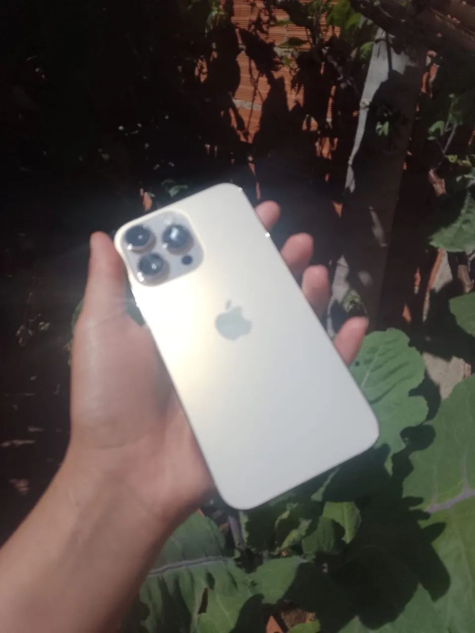 iPhone 14 pro max novo gold - Foto 2