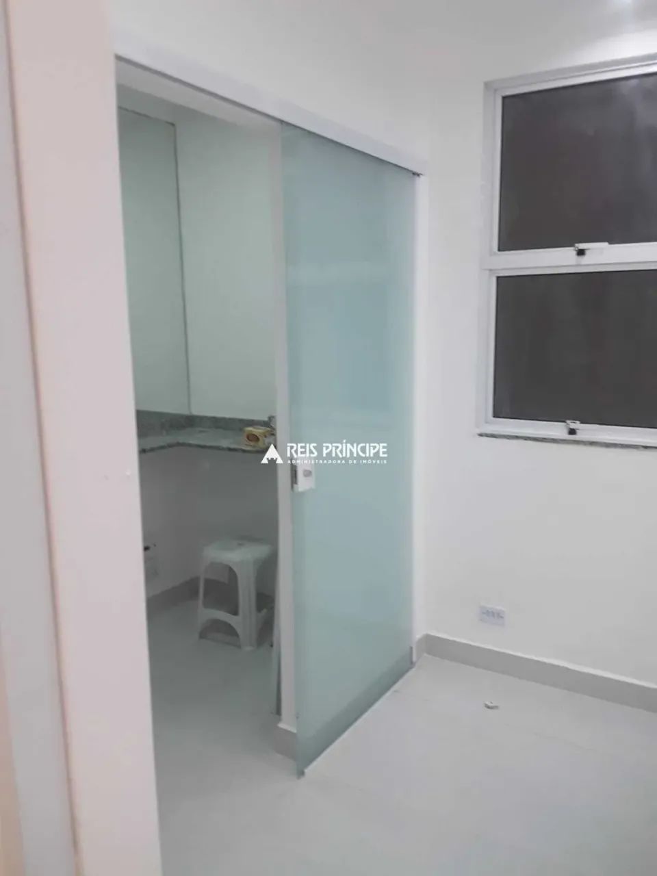 SALA COM 40M² PARA LOCAÇÃO E VENDA EM COPACABANA - Foto 2