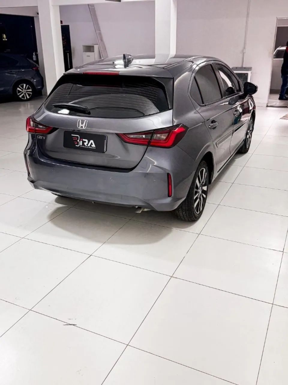 Honda City Hatchback EXL 1.5 Flex 16V Aut. 2023 - Foto 2