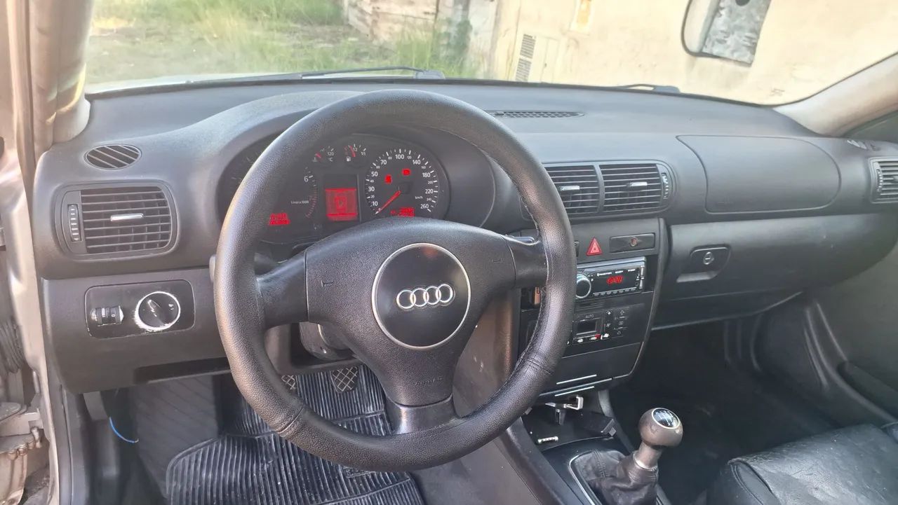 Audi A3 1.8 3P 2002 - Foto 3