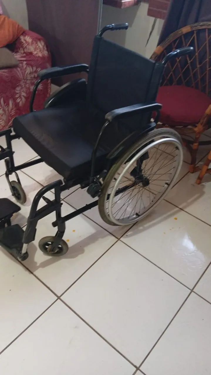 Cadeiras de rodas  - Foto 3