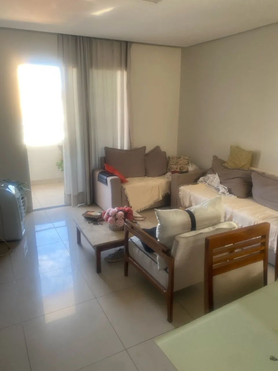 Apartamento mobiliado no centro de Moc