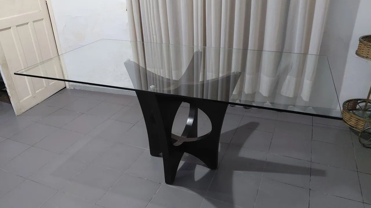 Mesa de Jantar de 6 Lugares com Tampo de Vidro e Base de Madeira - Foto 4