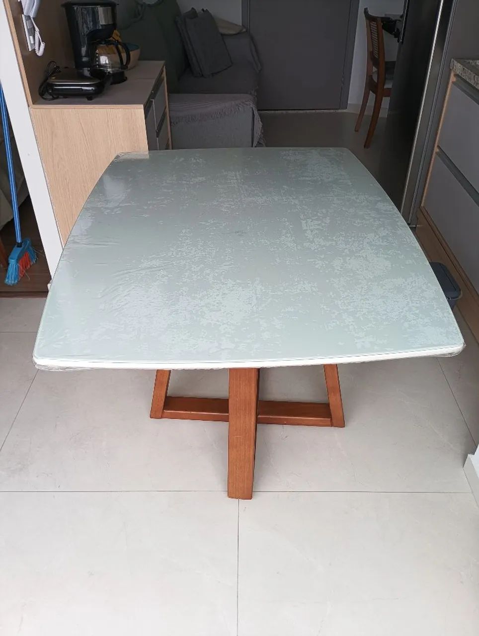 Mesa retangular 90x120 com tampo de vidro  - Foto 4