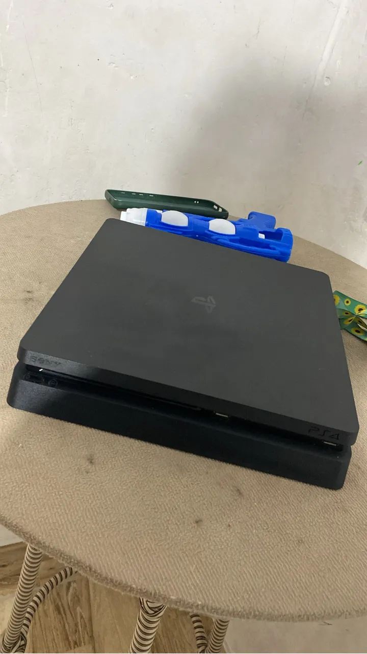PS4 SLIM 1T - Foto 3