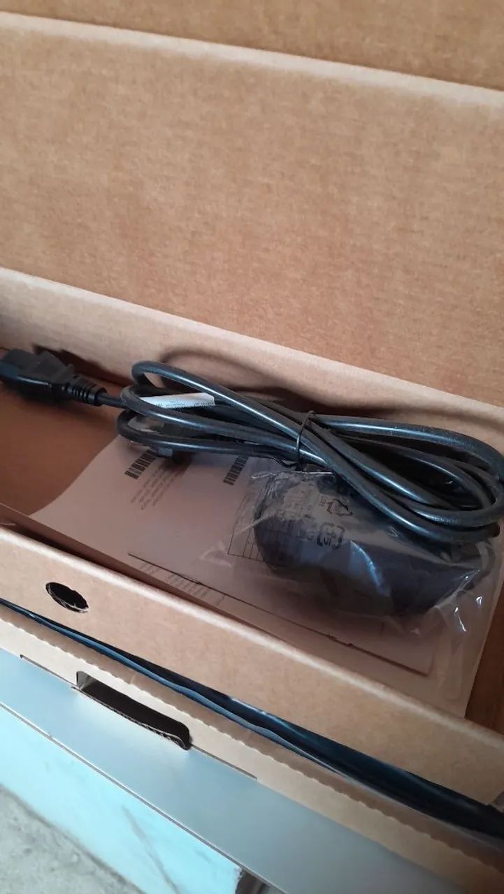 Desktop HP Elite SFF 600 G9 - Foto 4