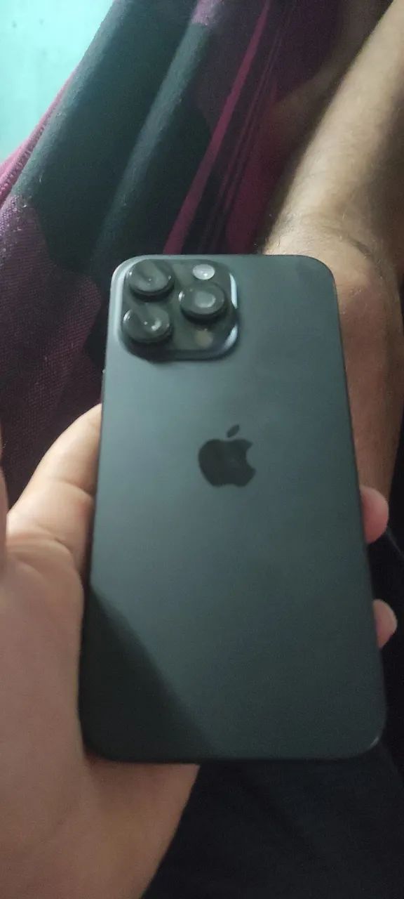 iPhone 16 pro max  - Foto 3