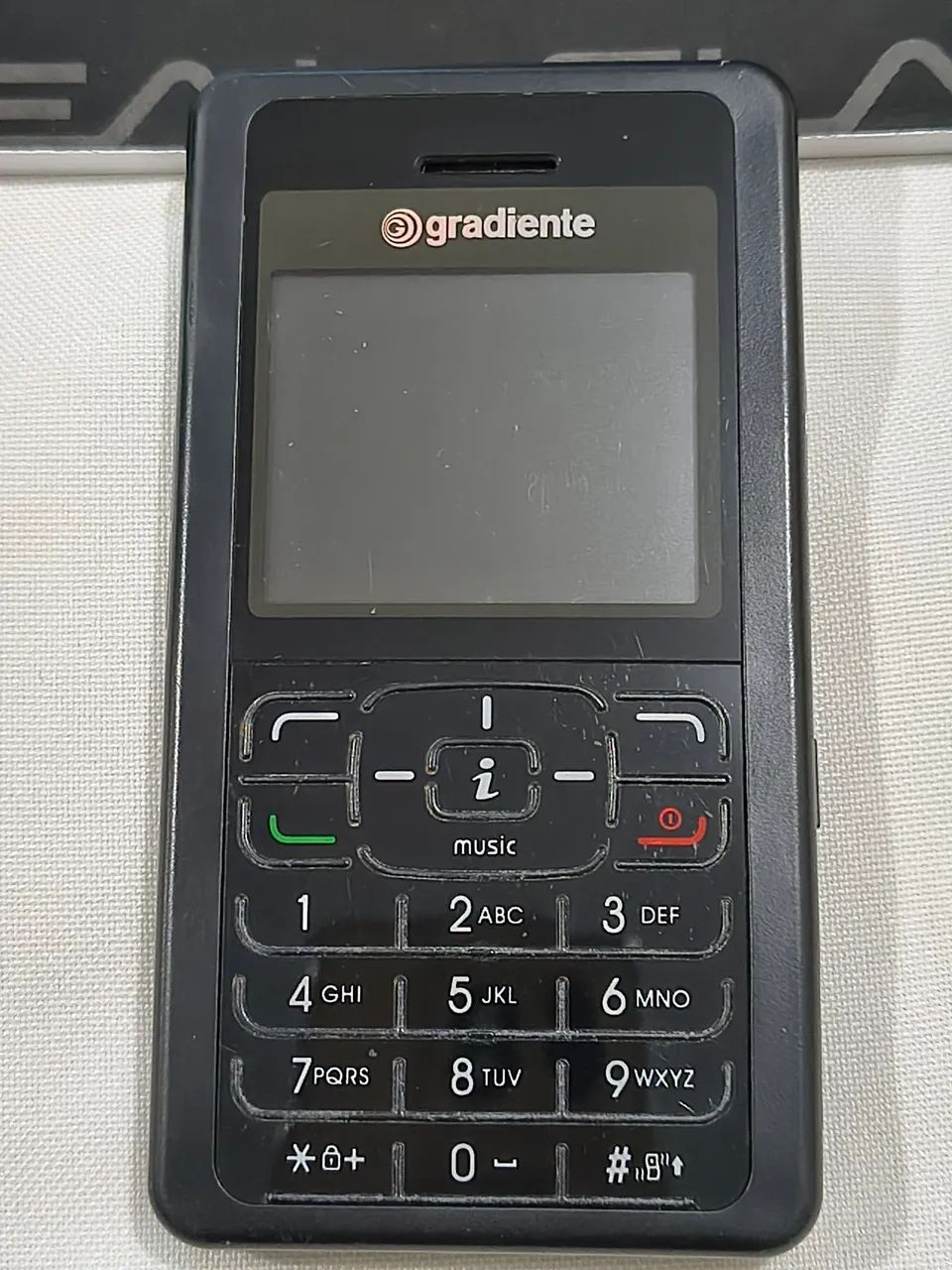 Celular Gradiente GF500 para colecionador 