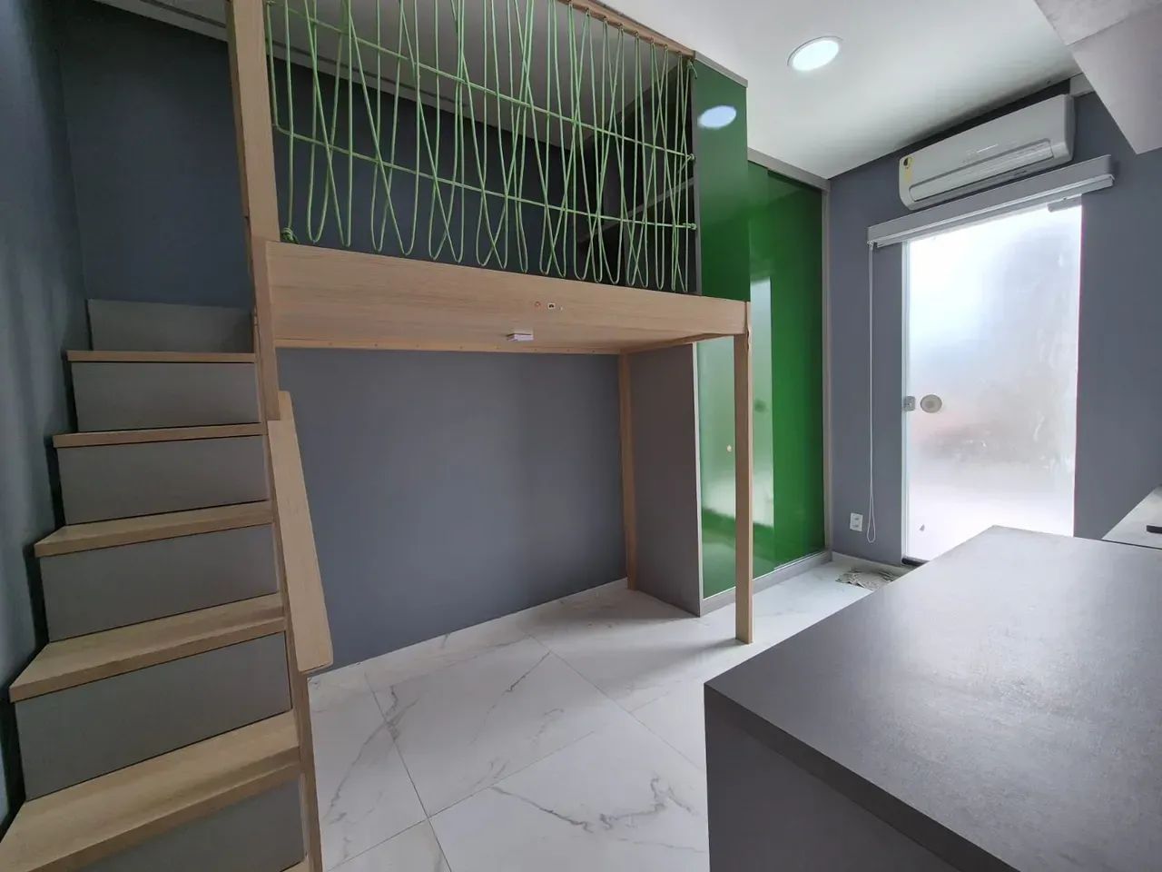 Casa Duplex com 03 quartos e área externa disponível para aluguel - Foto 3