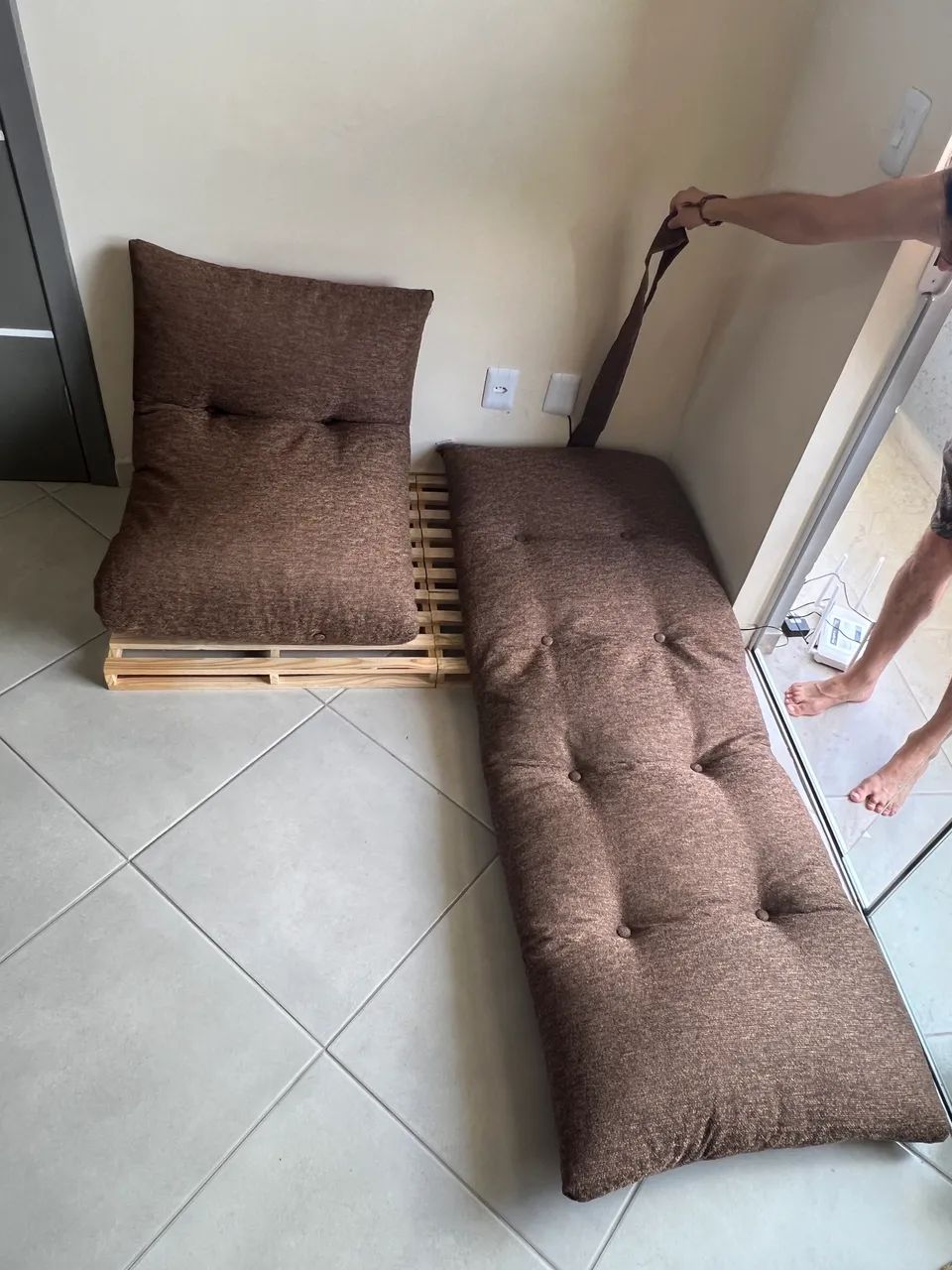 Futon 1,70 vira colchão solteiro 