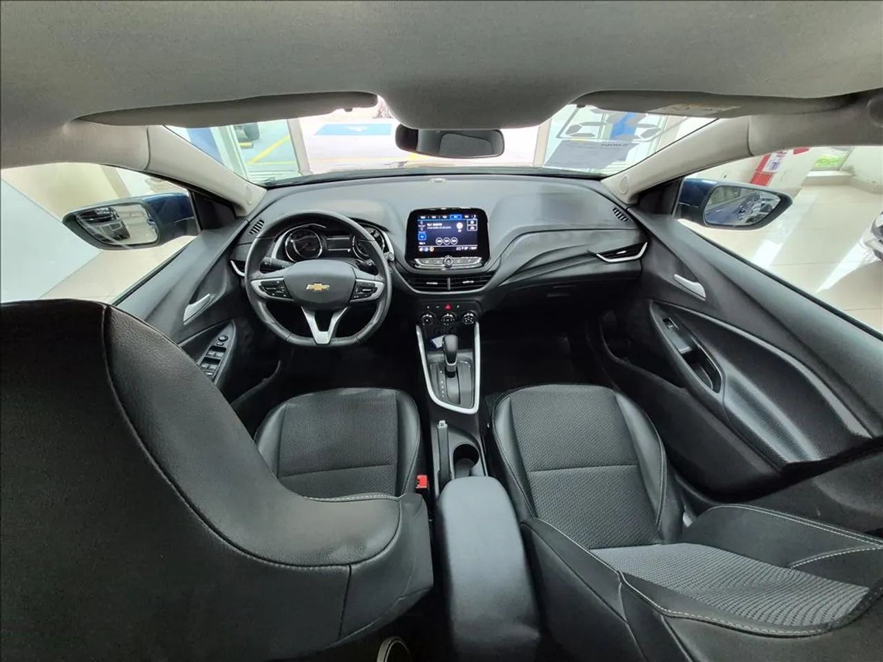 Chevrolet Onix Plus LTZ 1.0 12V TB Flex Aut. 4P, foto 8 de 18