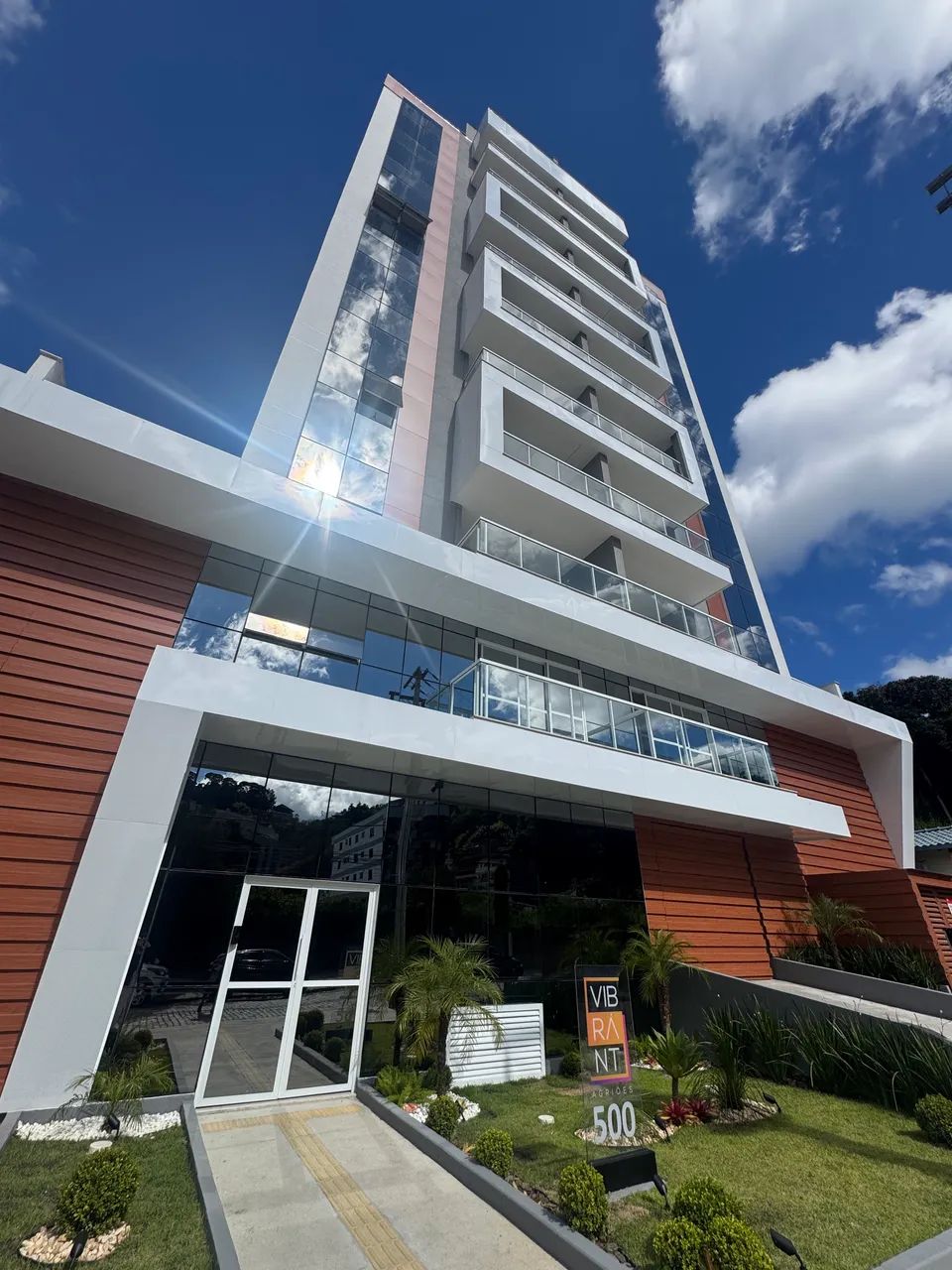 APARTAMENTO COM 2 SUÍTES | PRIMEIRA LOCAÇÃO  - Foto 3
