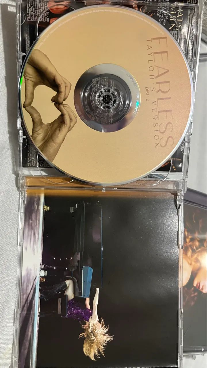 CD FEARLESS TAYLOR?S VERSION TAYLOR SWIFT - Foto 4