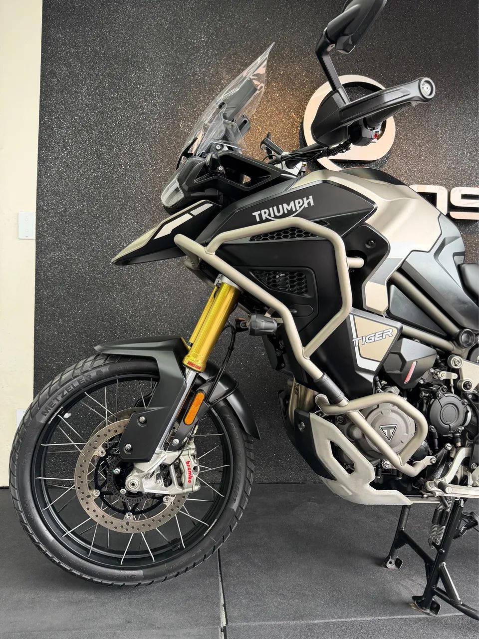 TRIUMPH TIGER 1200 RALLY EXPLORER  - Foto 2