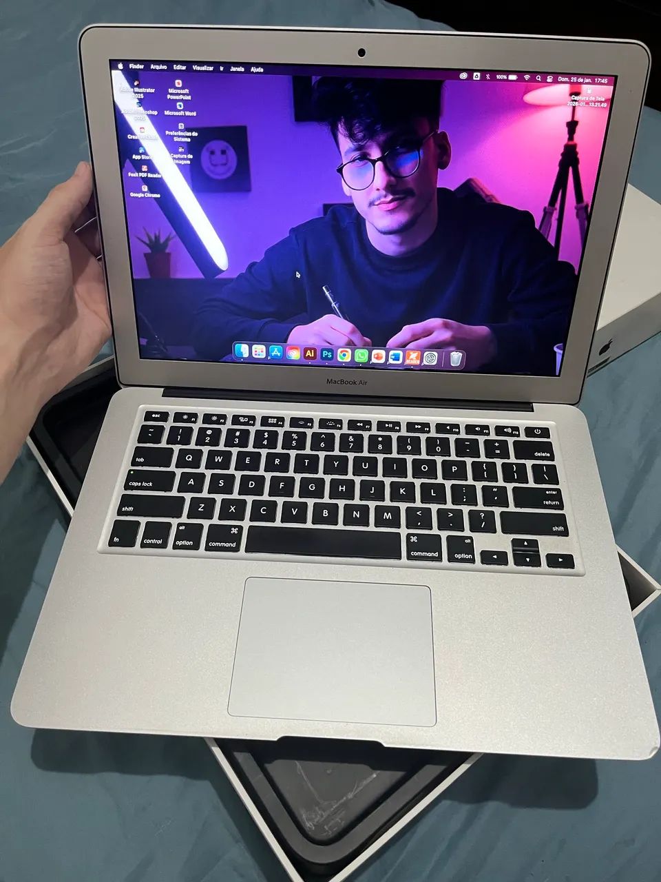 MacBook Air (13-inch 2017) - Core i5 dual core. 8GB - Notebooks