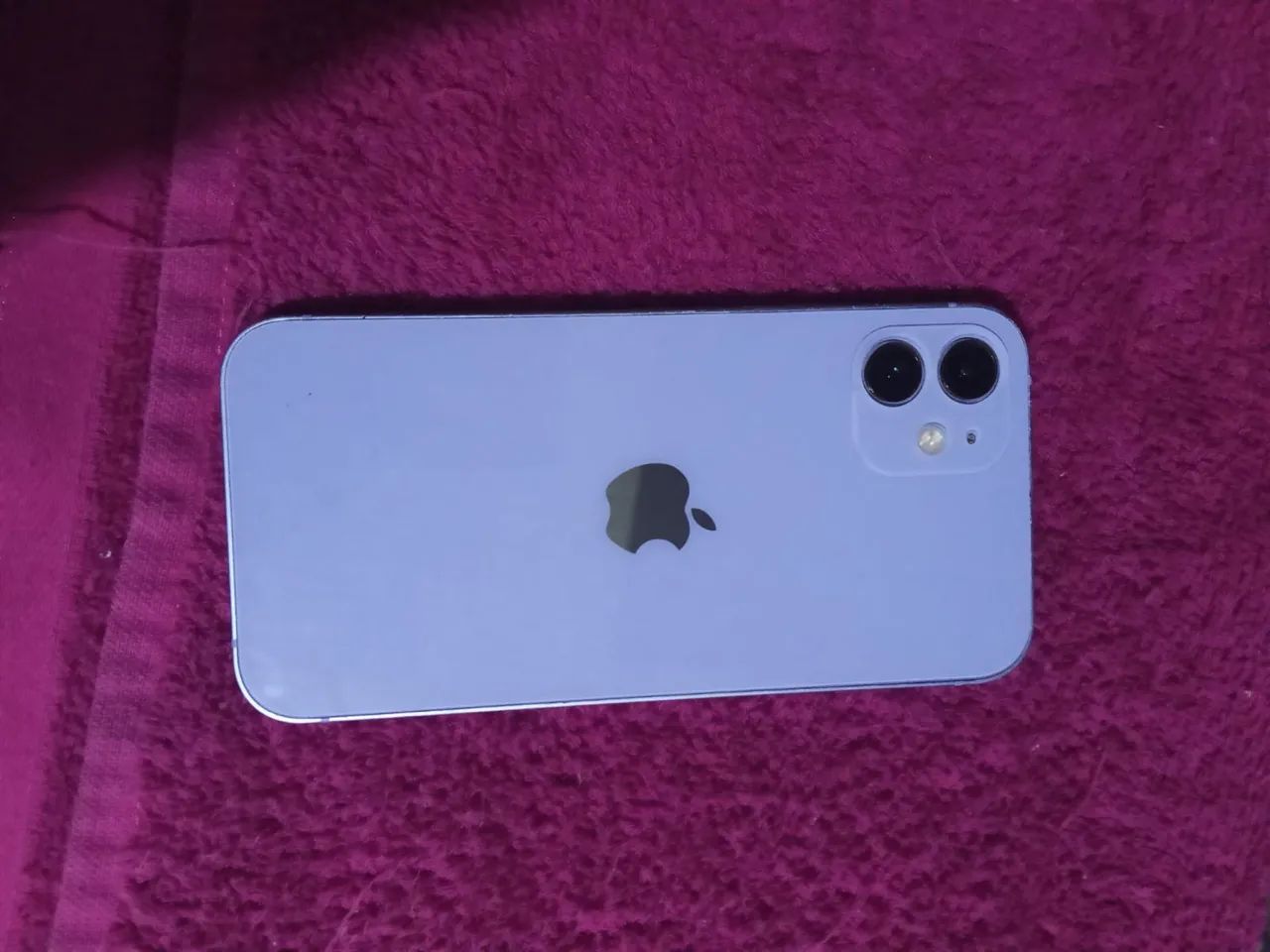 Vendo IPhone 12 cor Violeta 128 GB. - Foto 5