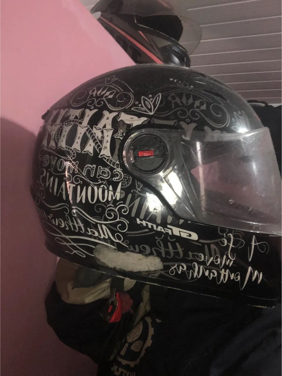 Capacete 20 reais cada  - Foto 4
