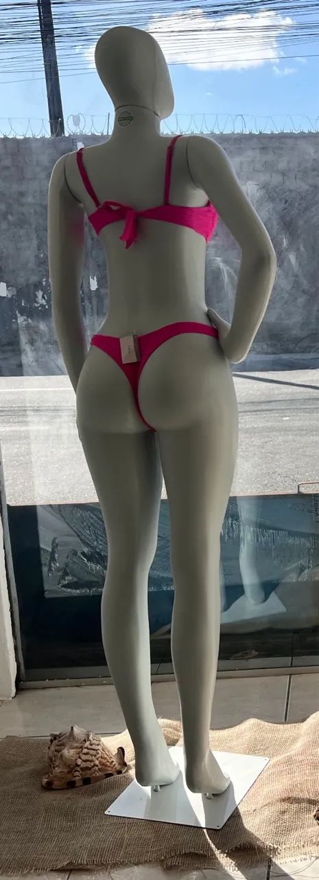 Manequim Feminino de Loja | Corpo Inteiro + 3 Braços - Ótimo Estado - Foto 2