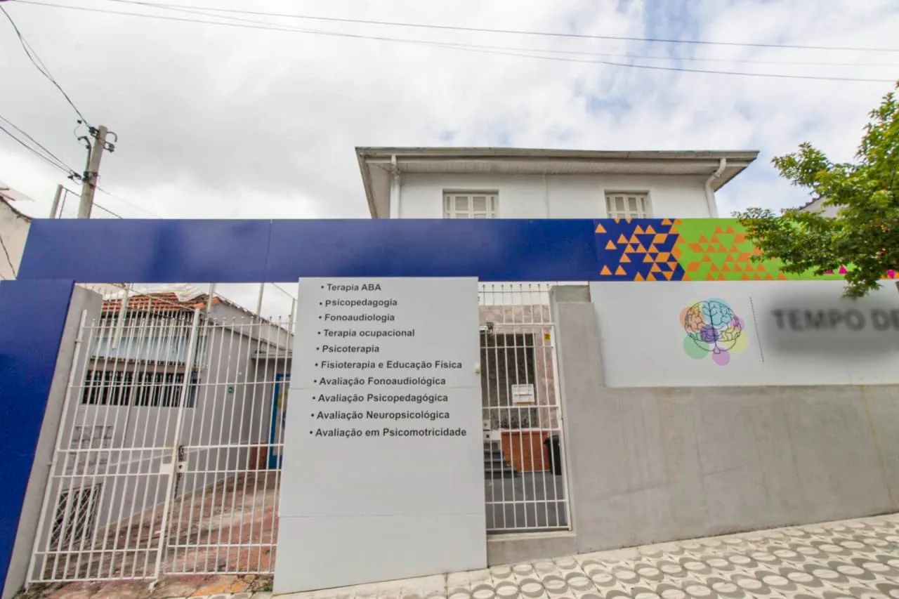 Prédio comercial na Rua Serra de Jairé, 1532  375 m²