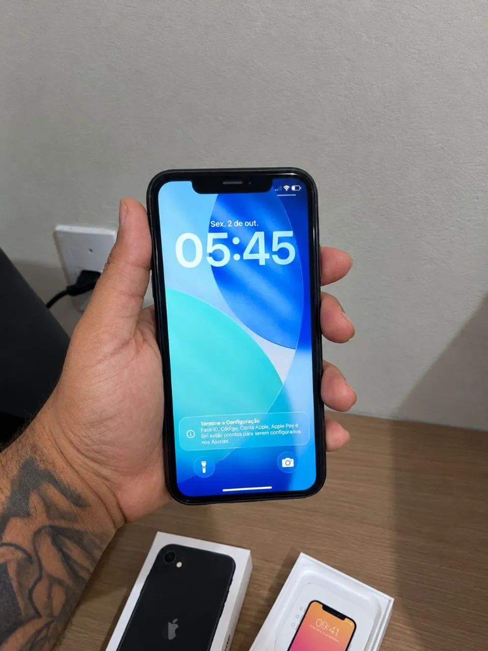 IPhone 11 64gb preto  - Foto 2
