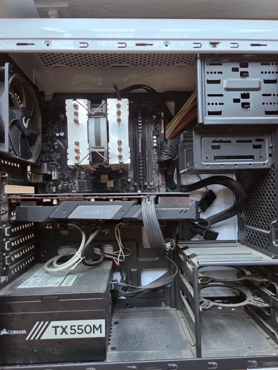 PC Gamer com RX5600 e 16 GB RAM - Foto 4