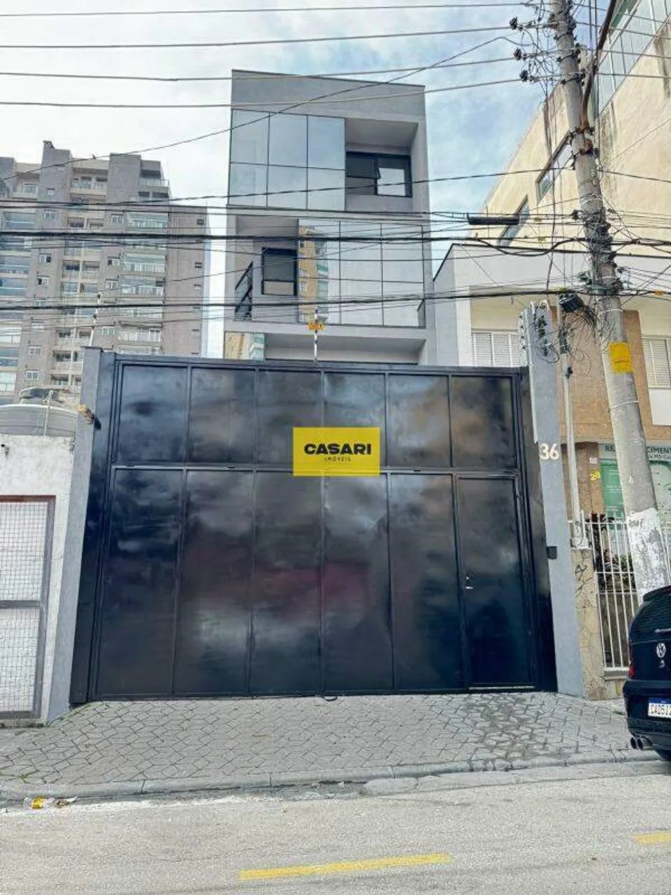 Prédio Comercial com Elevador, 6 Salas e Fachada em Vidro  Próximo ao Golden Square | São 